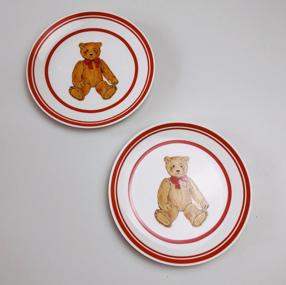 Set of Curzon teddy bear print plates